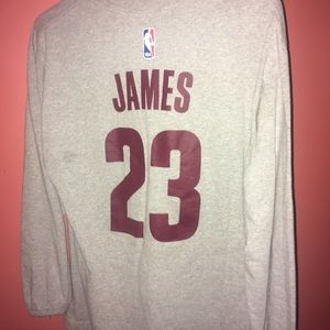 LeBron James shirt. CAVS.